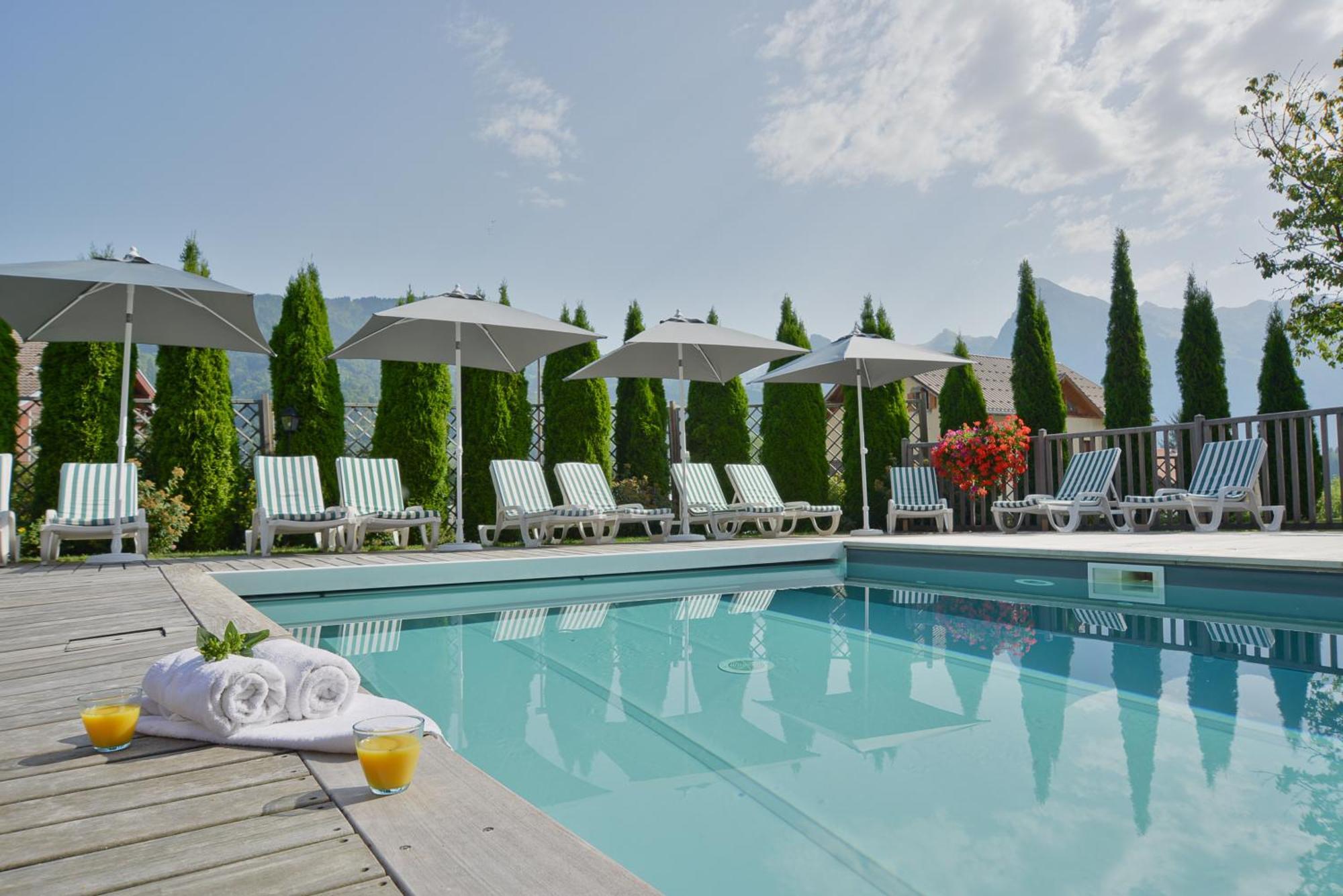 Hotel-Spa Le Morillon Charme & Caractere Exteriér fotografie